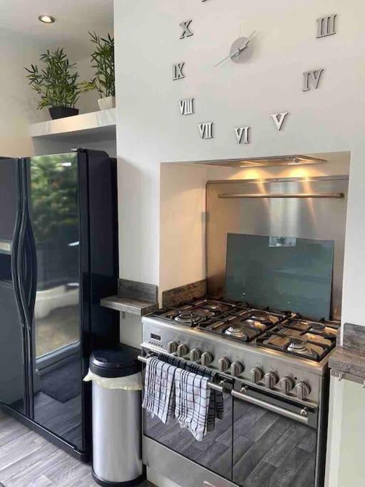 2 Bed Sleeps 6 Beach Retreat St Annes On Sea Villa Lytham St Annes Esterno foto