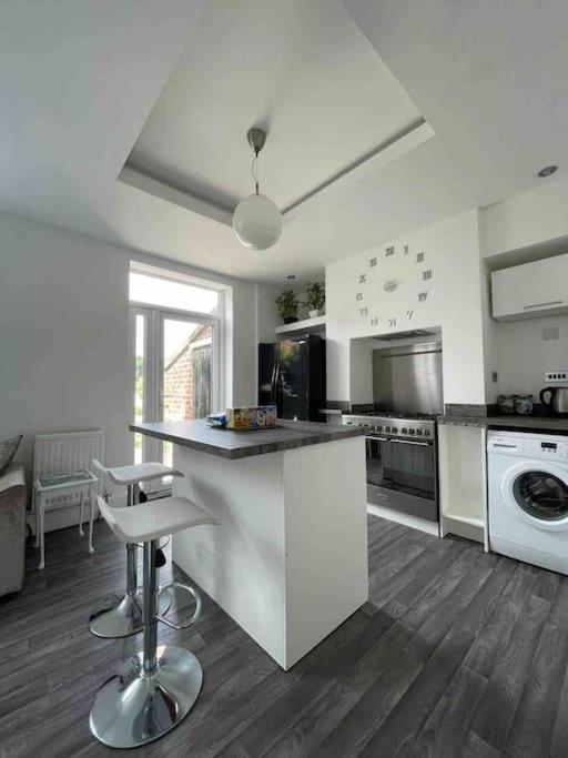 2 Bed Sleeps 6 Beach Retreat St Annes On Sea Villa Lytham St Annes Esterno foto
